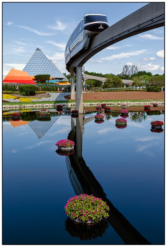 An Epcot Morning Nikon D5100, Nikkor 24-85mm f/3.5-4.5, 1/125s, 24mm, f/11, ISO 200